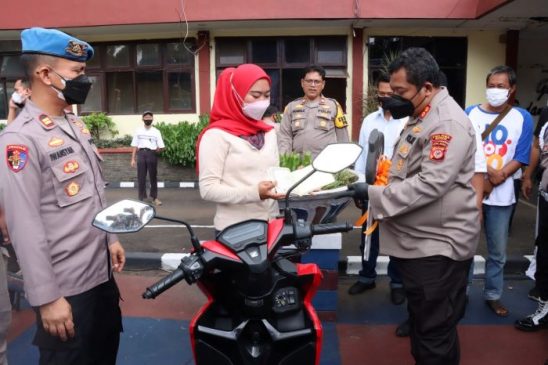 Kabid Humas Polda Jabar: Polisi Kembalikan Kendaraan Hilang Milik Korban Pencurian