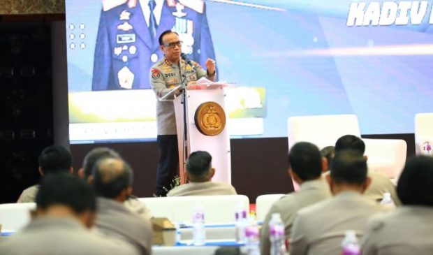 Kadiv Humas Paparkan Tantangan Polri di Era Digital Dalam Kegiatan Rakernis
