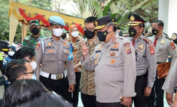 Kapolda Jabar Puji Capaian Vaksinasi di Purwakarta