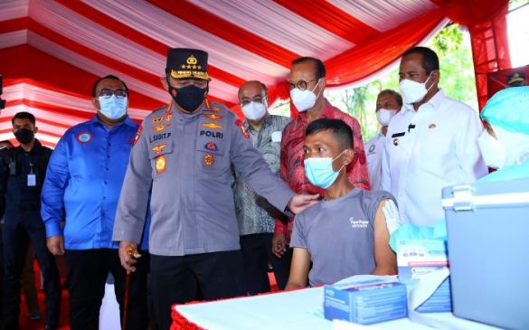 Kapolri: Buruh Harus Dalam Kondisi Optimal dan Sehat Hadapi Omicron