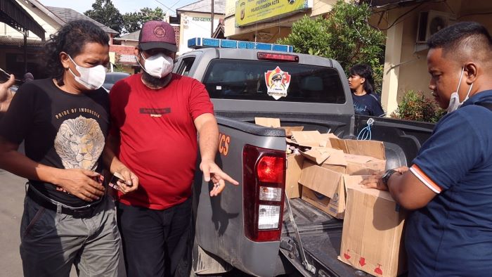 Menjelang Ramadhan, Ratusan Botol Miras Disita Polisi di Cirebon Kota