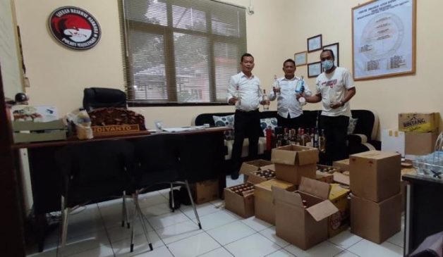 Operasi Pekat Jelang Ramadhan, Polisi Amankan 512 Miras Pabrikan