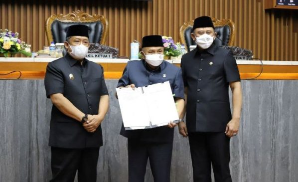 Rapat Paripurna DPRD Kota Bandung Usulkan Yana Mulyana Menjadi Wali Kota Bandung Sisa Masa Jabatan 2018-2023