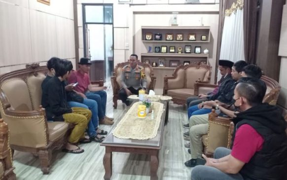 Dugaan Pemukulan saat Aksi Mahasiswa di Tasikmalaya Diselesaikan dengan Islah, Kedua Belah Pihak Saling Memaafkan