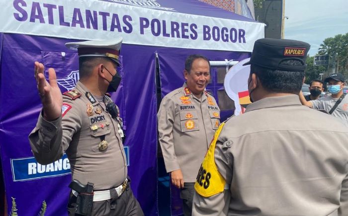 Jelang Mudik Lebaran, Kapolda Jabar Tinjau Pos Pelayanan Gadog Puncak