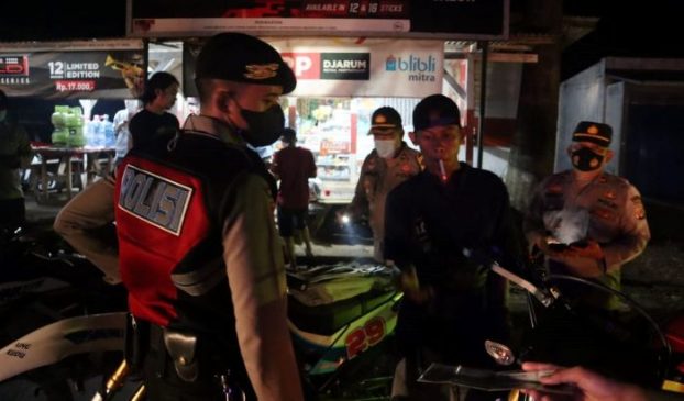 Kabid Humas Polda Jabar: Puasa Pertama Polisi Tetap Laksanakan Patroli dan Razia