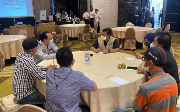 Ketua DPRD Kota Bandung Dukung Perwal Keselamatan dan Fasilitas Pendukung Pesepeda