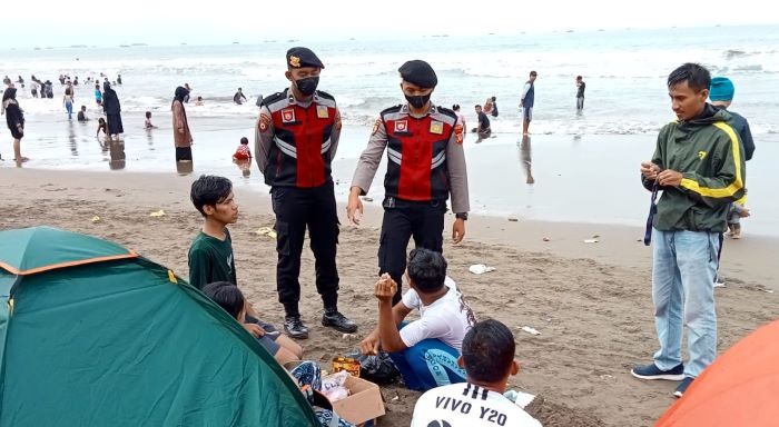Melalui Tim Black Marlin, Polisi Ingatkan Masyarakat Tetap Jaga Prokes dan Ajak Vaksinasi
