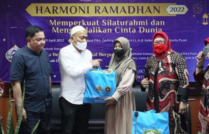 PWI dan IKWI Pusat Gelar Kegiatan Harmoni Ramadhan