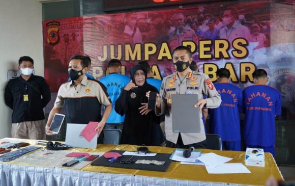 Polda Jabar Bekuk Sindikat Pembobol Mobil dan Truk di Rest Area