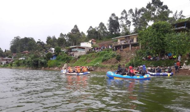 Tim SAR Sat Brimob Polda Jabar Cari Korban Tenggelam di Danau Situ Cileunca Pangalengan