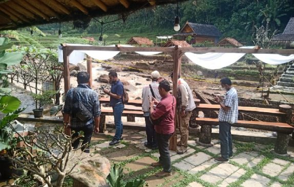 Lanjutkan Penyelidikan Terkait Banjir Bandang di Kawasan Wisata Citengah, Polisi Datangkan Tim Ahli