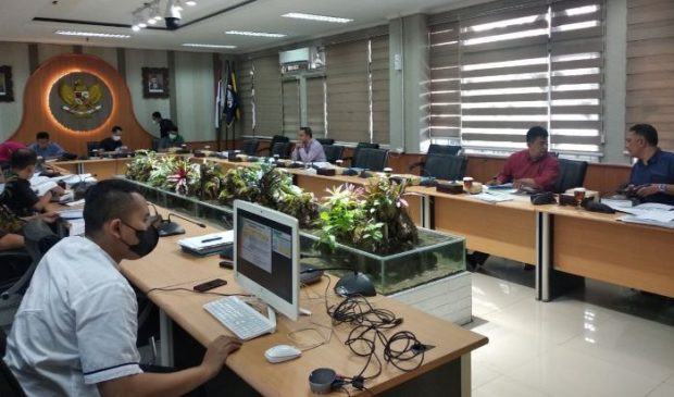 Pansus 1 Bersama Disdagin, Diskominfo dan Prokopim Rapat Bahas Realisasi Kinerja TA 2021