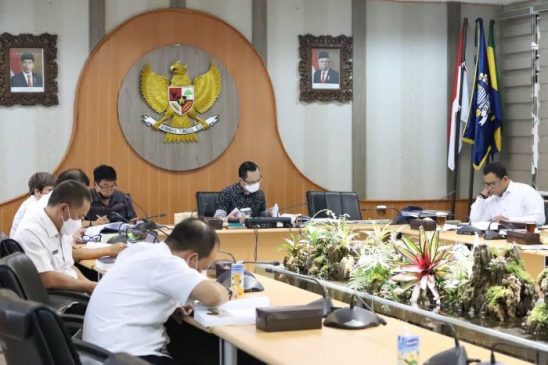 Pansus 1 Laksanakan Raker Bahas Realisasi Kinerja Disbudpar, DKPP, dan DPMPTSP