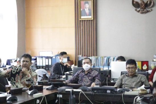 Pansus 8 DPRD Kota Bandung Finalisasi Raperda Penyelenggaraan Penanaman Modal