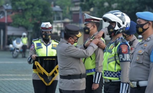 Kapolda Jabar Pimpin Apel Gelar Pasukan Operasi Patuh Lodaya Tahun 2022