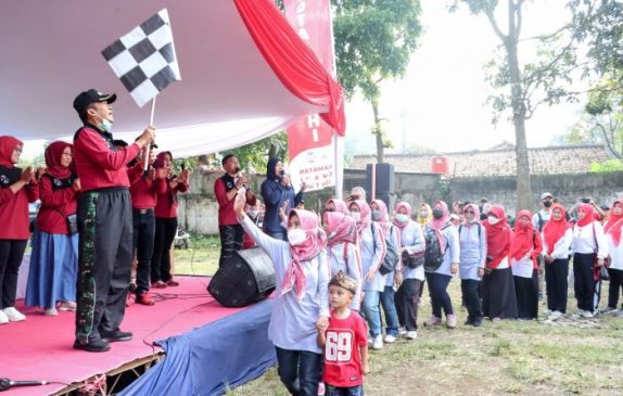 Ngatiyana Hadiri Peringatan Hari Jadi Kota Cimahi ke-21 di Kecamatan Cimahi Selatan