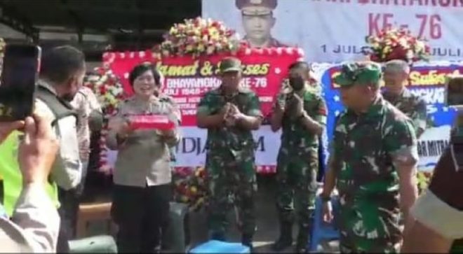 Hubdam 3 Siliwangi Beri Kejutan di Hari Bhayangkara ke-76