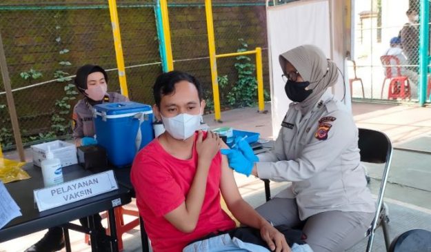 Polisi Tingkatkan Capaian Vaksin Booster, Cimahi-KBB Naik Hingga 50 Persen