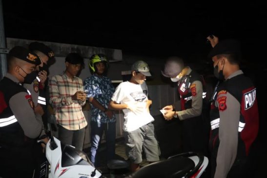 Targetkan Geng Motor, Patroli Polisi Bubarkan Tongkrongan Remaja dan Amankan Sepeda Motor Berknalpot Bising