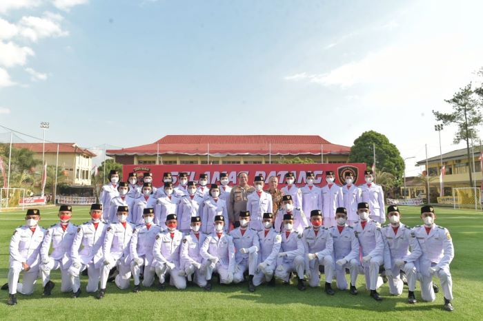 Kapolda Jabar Menerima Peserta Paskibraka Tingkat Provinsi Jabar