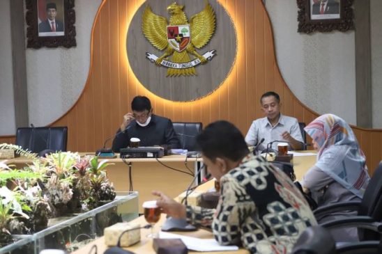 Ketua Pansus 8 DPRD Kota Bandung Tegaskan Perda Penyelenggaraan Penanaman Modal Buka Potensi Lapangan Kerja