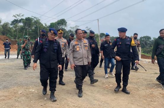 Kapolda Jabar Tinjau Pembangunan Mako Batalyon D Pelopor dan Lahan Rumah Susun di Desa Ancol Tasikmalaya