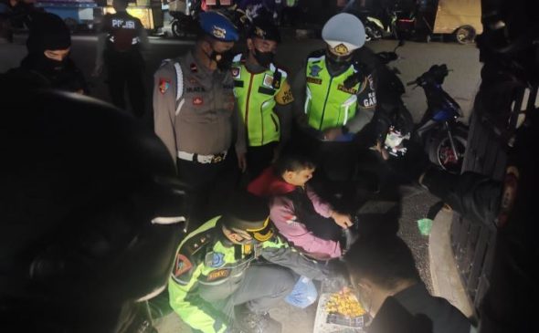 Polisi Amankan 1 Orang Pria Kedapatan Membawa Ratusan Butir Pil Koplo