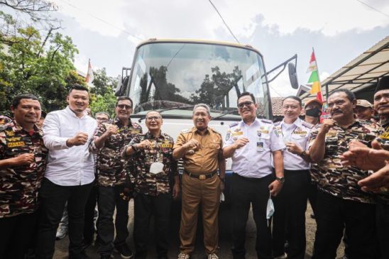 Satu Buah Bus Dihibahkan Pemkot Bandung ke FKPPI