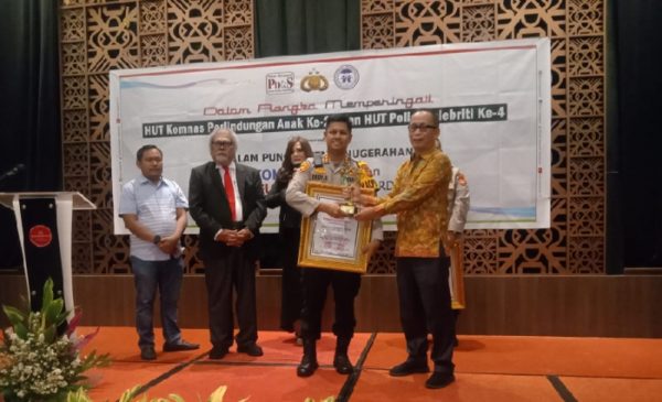 Dinilai Konsisten Tangani Kasus Kejahatan Terhadap Anak, Kapolres Sukabumi Kembali Raih Penghargaan