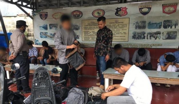 Polisi Gagalkan Pelajar Hendak Tawuran Desa Arjawinangun