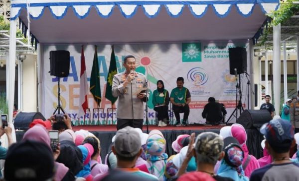 Wakapolda Jabar Jalan Santai Pengurus Wilayah Muhammadiyah Jabar