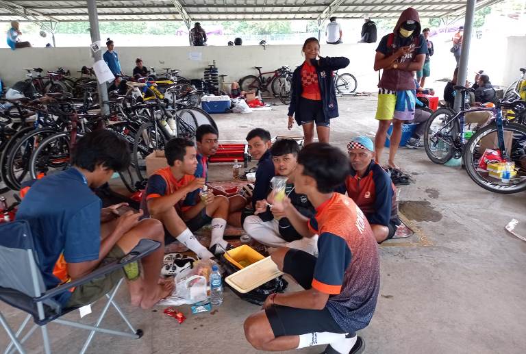Cabor Sepeda Track Kota Cimahi Turunkan 14 Atlet di Ajang Porprov XIV Jawa Barat 2022 2