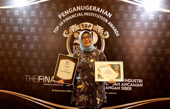 Direktur Keuangan bank bjb, Nia Kania Raih Best of The Best CFO dari The Finance3