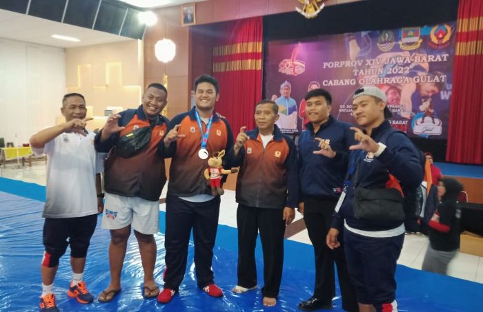 Porprov XIV Jawa Barat 2022, Atlet Gulat Kota Cimahi Sumbang 1 Medali Perak dan 1 Perunggu 3