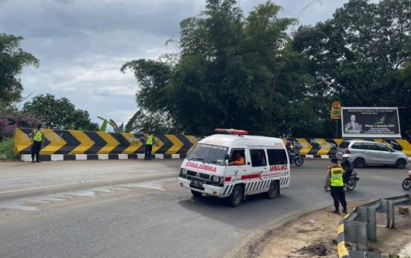 Antisipasi Kemacetan, Polri Gatur Lalin di Sepanjang Jalan Cugenang Cianjur