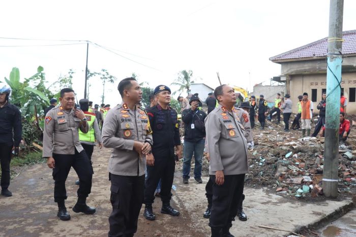 Kapolda Jabar Tinjau Langsung Recovery Pasca Terjadinya Gempa di Cianjur