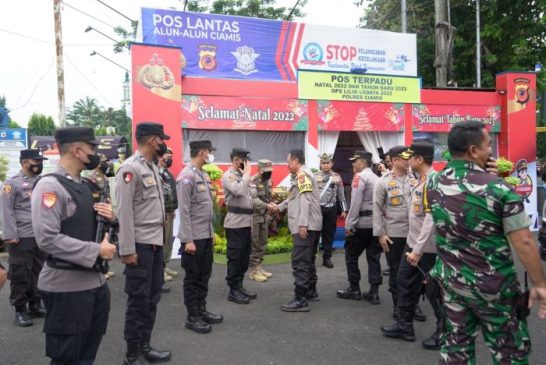 Kapolda Jabar lakukan Peninjauan Pos Terpadu, Pos Pengamanan dan Pos Pelayanan Dalam Rangka Ops Lilin Lodaya 2022