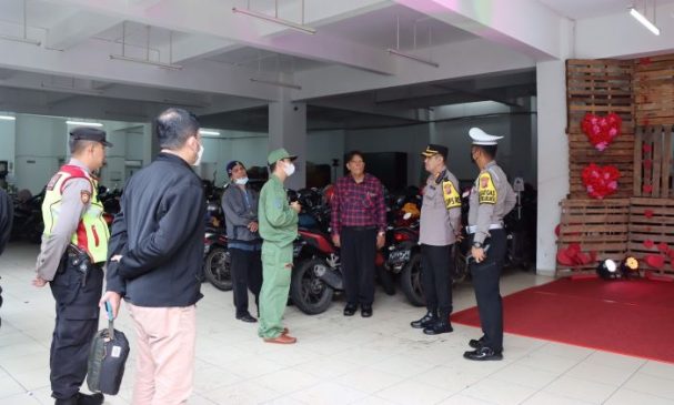 Kapolres Kembali Tinjau Pengamanan di Beberapa Gereja