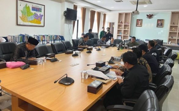 Pansus 8 DPRD Kota Bandung Lakukan Rapat Lanjutan Soal Raperda Penyertaan Tanah PT BII