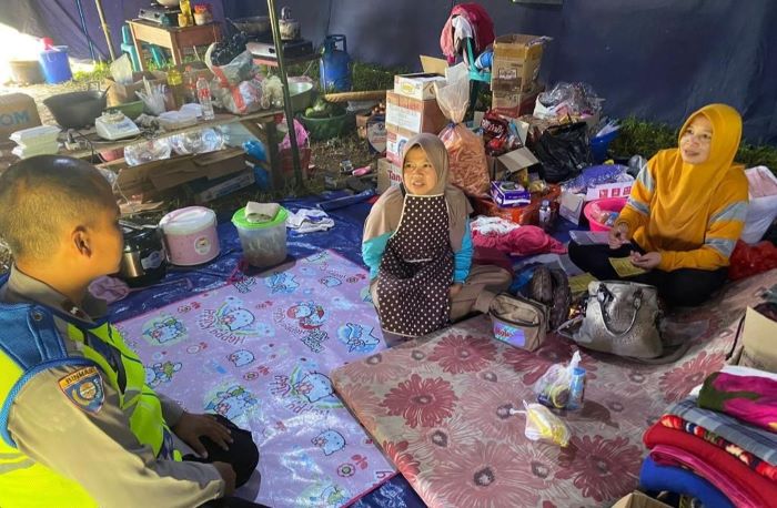 Polri Laksanakan Kegiatan Edukasi di Area Tenda Pengungsian