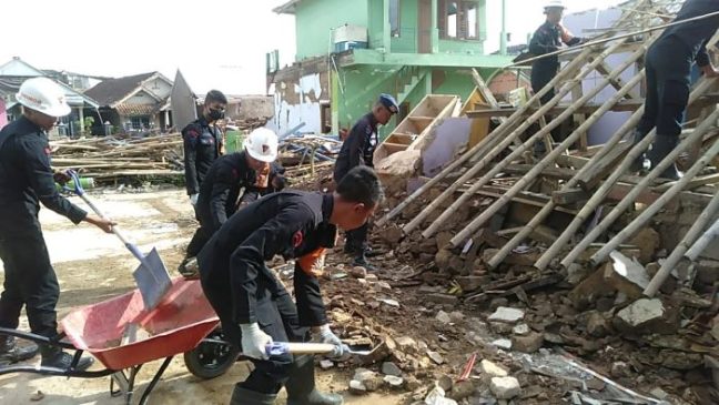 Tim Satgas Recovery Masih Laksanakan Pembersihan Puing dan Material Bangunan Pasca Gempa di Beberapa Titik Lokasi