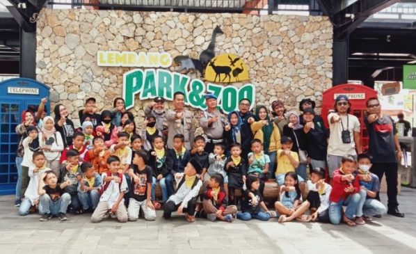 Berbagi Bahagia dengan Anak Yatim, Polisi Ajak Berwisata ke Lembang Park Zoo
