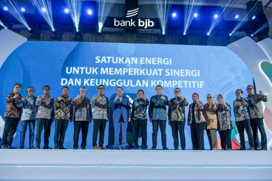 bank bjb Usung Tema ‘Satukan Energi untuk Memperkuat Sinergi dan Keunggulan Kompetitif’ di Kegiatan Business Review Semester II 2022