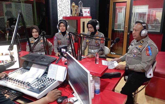 Dit Lantas Polda Jabar Tak Kenal Lelah Berikan Sosialisasi dan Edukasi Kepada Masyarakat Dalam Rangka Ops Keselamatan Lodaya 2023