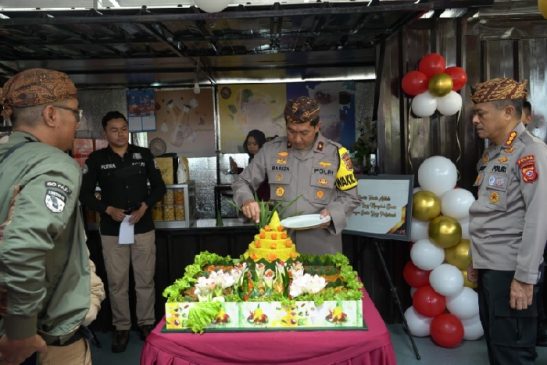 Polda Jabar Gelar Syukuran Rayakan HPN 2023