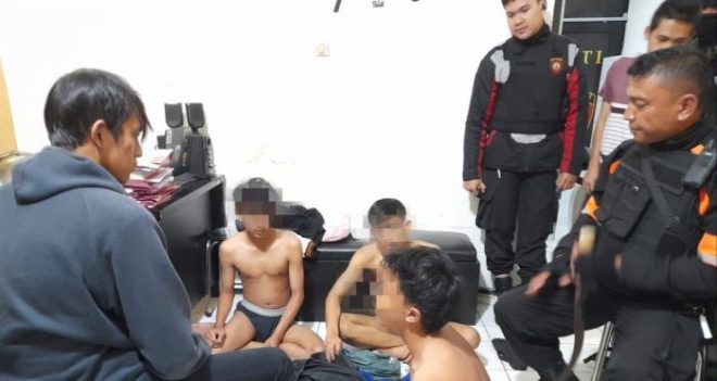 Tiga Pemuda Sukabumi yang Bawa Cerulit Berstatus Pelajar Diamankan Polisi