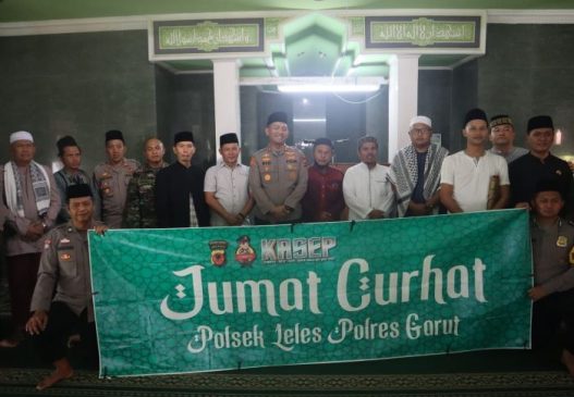 Jalin Silaturahmi, Polisi Gelar Program Jumat Curhat di Leles Garut