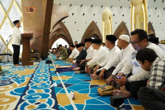 Kapolda Tarawih Keliling Bersama dengan Gubernur dan Forkopimda Jabar saat Ramadhan