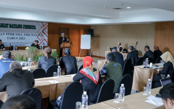 Wahyu Mijaya Buka Sosialisasi ‘Persiapan PPDB SMA, SMK, dan SLB Tahun 2023’